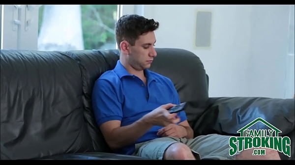 Fucking My Hot Step Mom While Dad s.