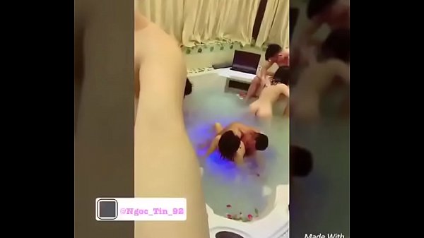 Vietnam bath together