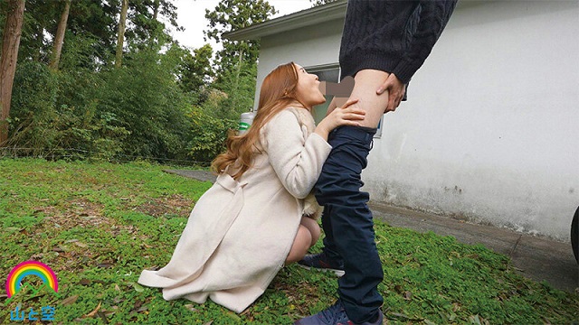 Chị gái đụ em trai tân cực sung tại cánh đồng hoa