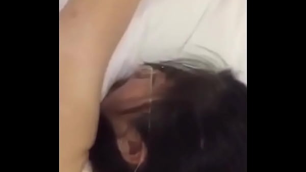 Vừa địt vừa vãi rắm thật là nứng cặc