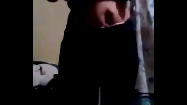 Cô gái thoát y khiêu dâm sung sướng cực phê