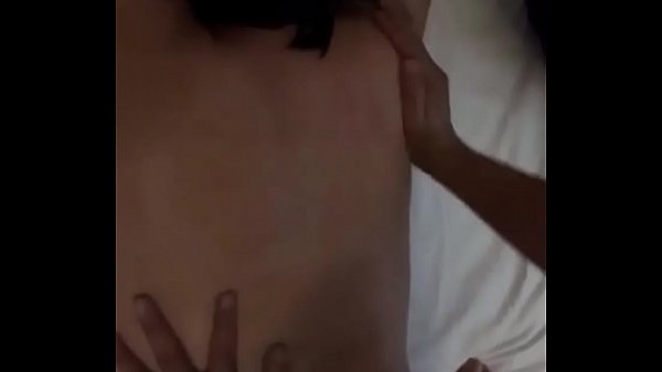 Massage cho chị khách khoả thân nứng lồn